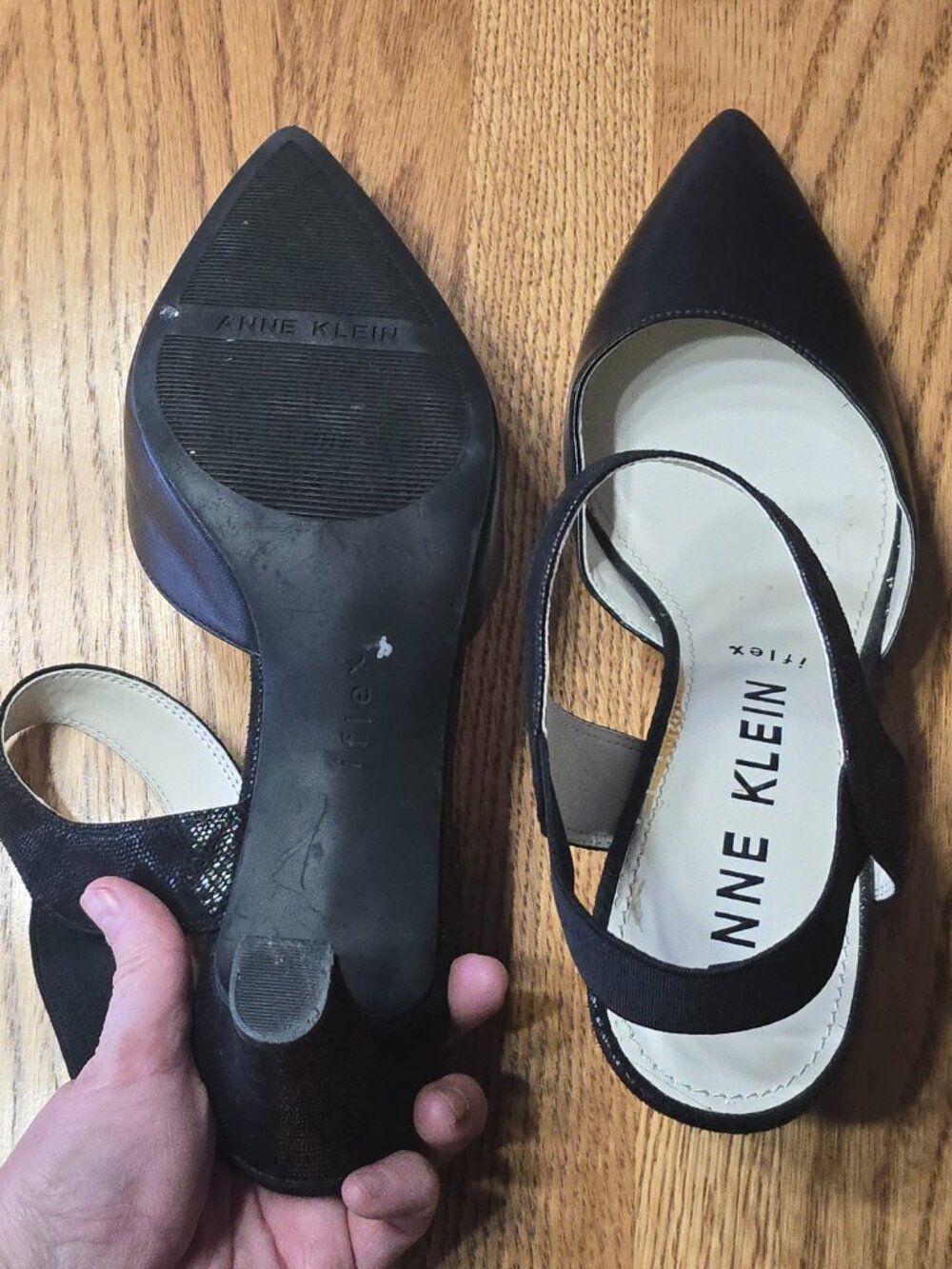 Anne Klein Pointed Toe Ankle Strap Pump Black Women Size 10 - Picture 4 of 9